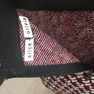 SOLD! Alice Olivia patterned skirt NWOT